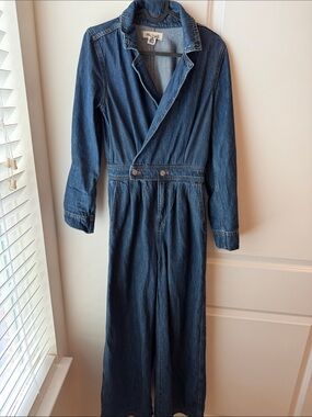 Madewell Dark Wash wide-leg Denim Jumpsuit with Collared V-Neck